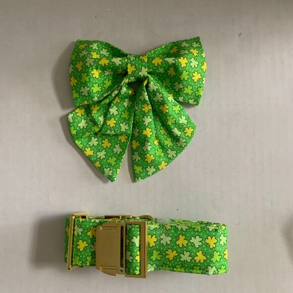 Unique Style Paws Cotton Dog Collar With Removable Bow St. Patrick Day - Picture 1 of 8
